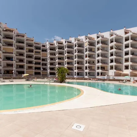 San Marino 40 - * Los Cristianos (Tenerife)